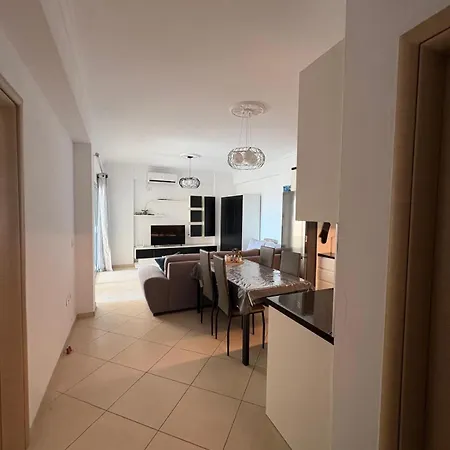 Appartamento Saba Sarandë